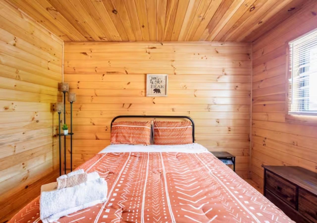 Lazy Bear Cabin Near Nantahala Outdoor Center And Брайсън Сити Екстериор снимка